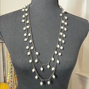 Elegant Gunmetal and White Pearl Necklace